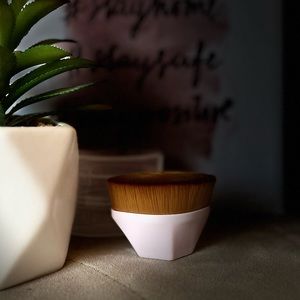 Flat Top Hexagon Shape Liquid Foundation Brush